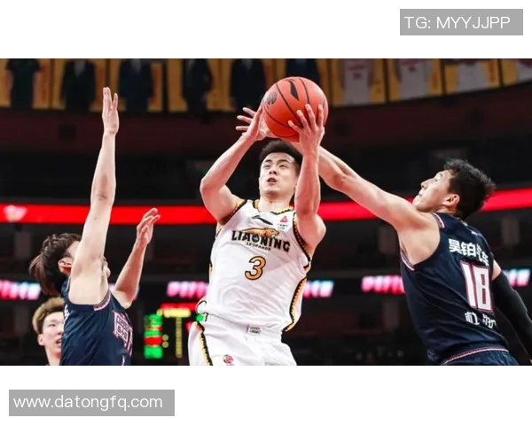 2020年辽宁队与广东队第一节精彩对决回顾与分析